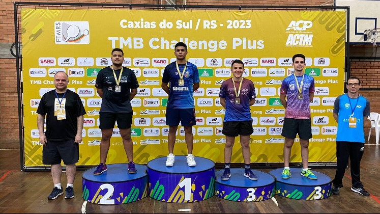 Victória Strassburger conquista quatro ouros e Diogo Silva fica com o  título do Absoluto A do TMB Challenge Plus de Caxias do Sul - Confederação  Brasileira de Tênis de Mesa